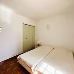 Le Plantier, Maison Pour 6 Personnes Avec Piscine Et Jardin Vue A לה-לונד-לה-מורה