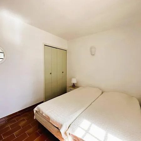 Le Plantier, Maison Pour 6 Personnes Avec Piscine Et Jardin Vue A 拉隆德莱丝莫里斯