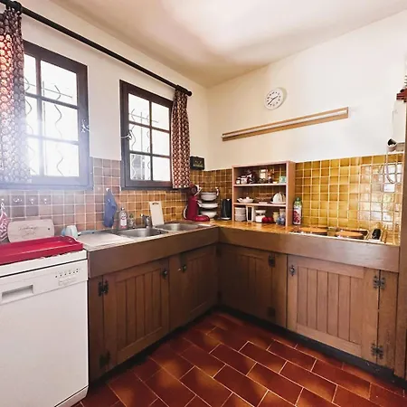 Le Plantier, Maison Pour 6 Personnes Avec Piscine Et Jardin Vue A