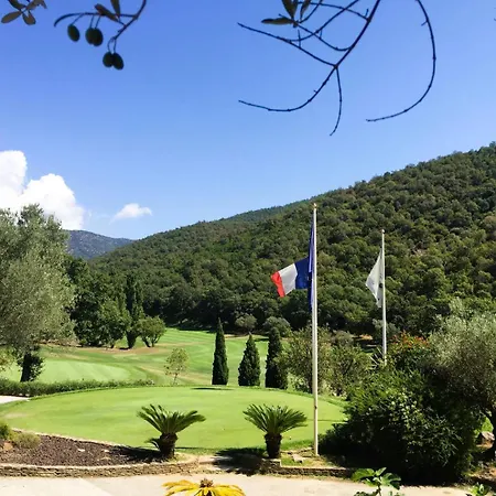Le Plantier, Maison Pour 6 Personnes Avec Piscine Et Jardin Vue A וילה *